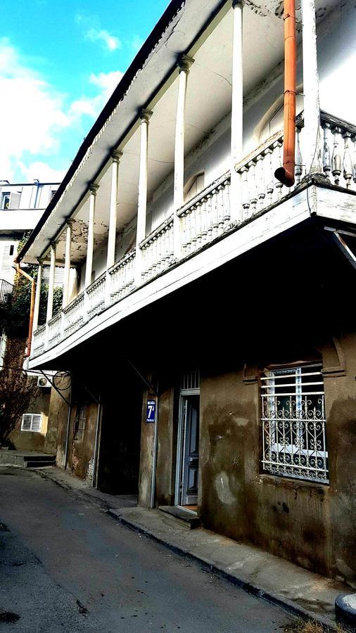 Olga Apartment In The Old Town Tbilisi Exterior photo